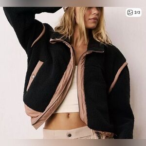 Free People Movement Courtside Fleece black & tan sz.small